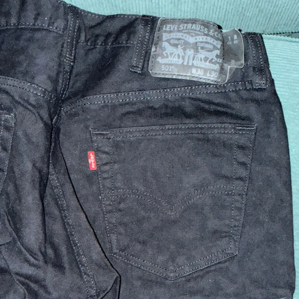 Levi's 501 Men's Waterless Black denim Jeans W 38 L30